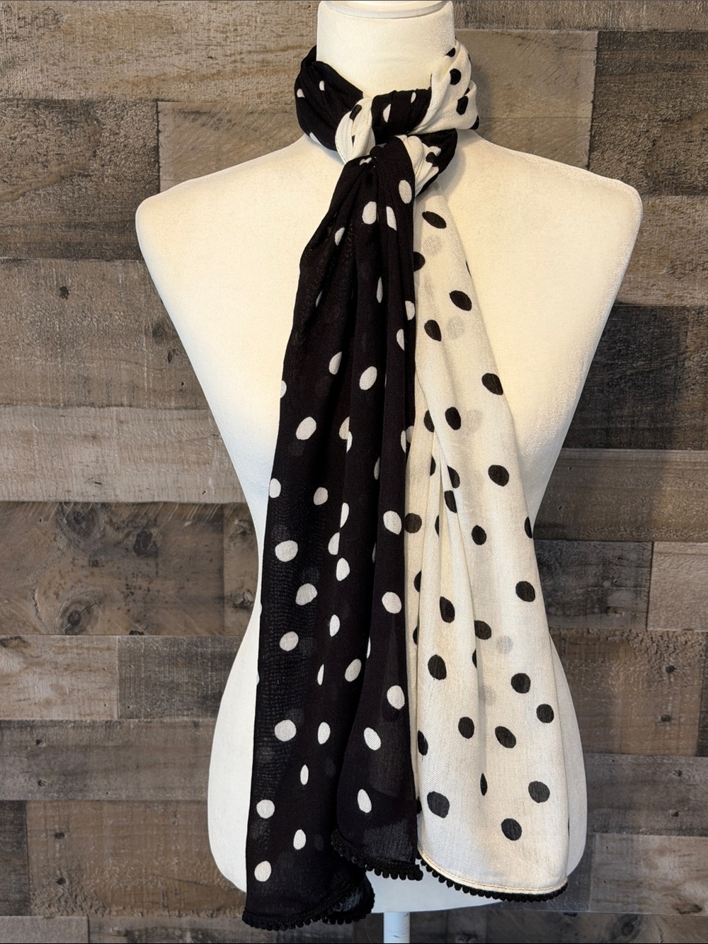 Black and White polka dot scarf - Picture 14 of 16